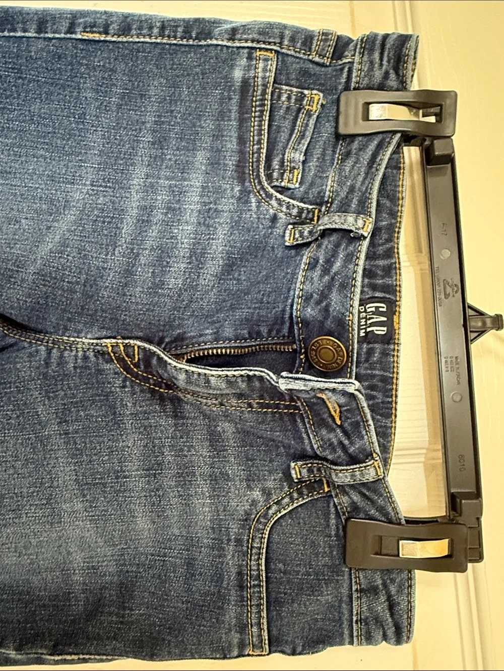 GAP Skinny Jeans in Dark Indigo Wash